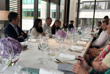 roundtable1